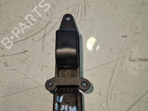 Used Right front window switch Right front window switch 38172563 38172563