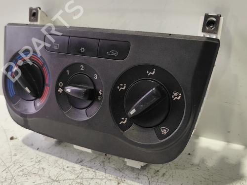 climate-control-fiat-grande-punto-199_-2005-38197532 main image