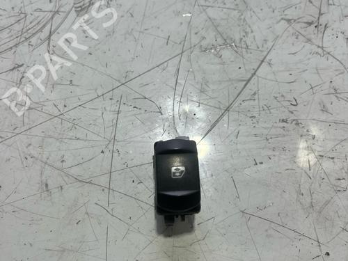 Used Right front window switch Right front window switch 38339198 38339198