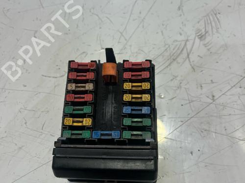 Used Fuse box Fuse box 38339208 38339208