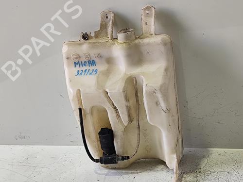 Used Windscreen washer tank Windscreen washer tank 38339217 38339217