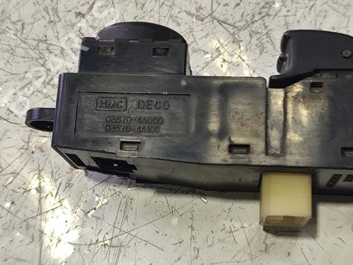 Left front window switch HYUNDAI H-1 / STAREX Bus (A1) 2.5 TCi | BP38450311I27 - Image 2