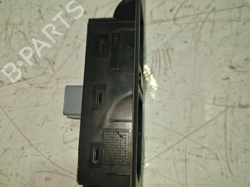 Left front window switch SKODA YETI (5L) 1.6 TDI | BP38461612I27 - Image 4