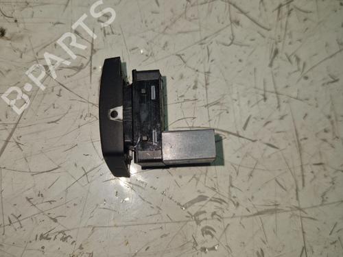 Left rear window switch SKODA YETI (5L) 1.6 TDI | BP38461613I29 - Image 2