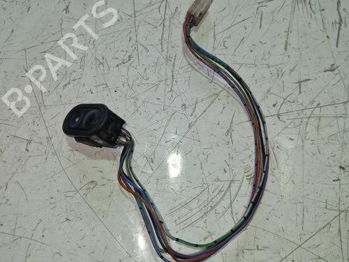 Used Right front window switch Right front window switch 38471448 38471448