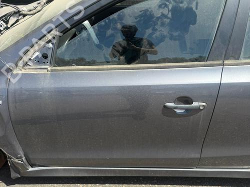 Used Left front door Left front door 38499801 38499801