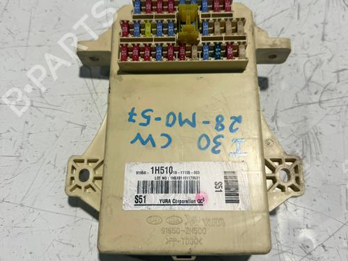 Used Fuse box Fuse box 38593198 38593198