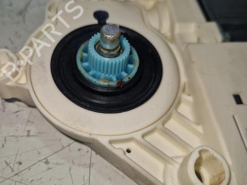 Left front window motor VW GOLF V (1K1) 1.4 FSI | BP38701606E21 - Image 4