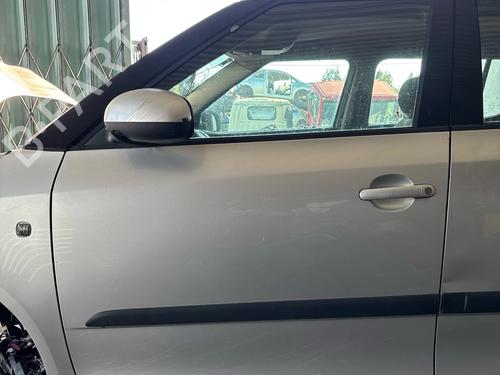 Used Left front door Left front door 38735998 38735998