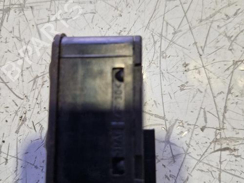 Left front window switch OPEL CORSA C (X01) 1.3 CDTI (F08, F68) | BP38758889I27 - Image 2