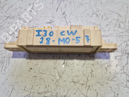 Electronic module HYUNDAI i30 Estate (FD) 1.6 CRDi | BP38758904M83 - Image 2