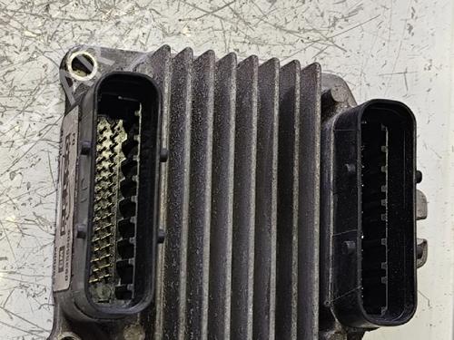 Used Engine control unit (ECU) Engine control unit (ECU) 38871538 38871538
