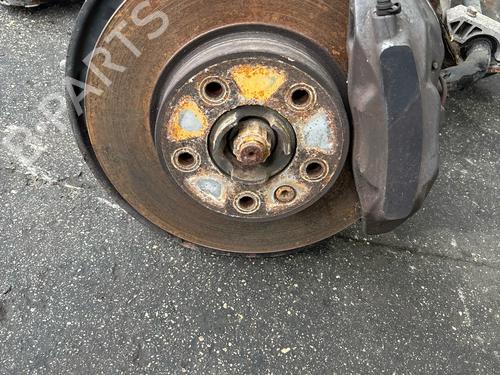 Used Right front steering knuckle Right front steering knuckle 38920575 38920575