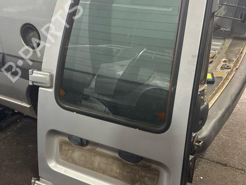 Used Left rear door Left rear door 39136068 39136068