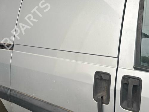 Used Right slide door Right slide door 39136072 39136072
