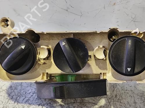 Used Climate control Climate control TOYOTA COROLLA (_E12_) [2001-2008] 39174844 39174844