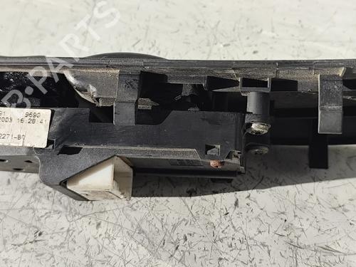 Left front window switch TOYOTA COROLLA (_E12_) | BP39199511I27 - Image 3