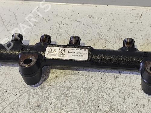 Used Injection rail Injection rail 39204838 39204838
