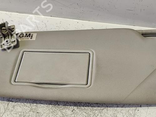 Used Left sun visor Left sun visor 39512591 39512591