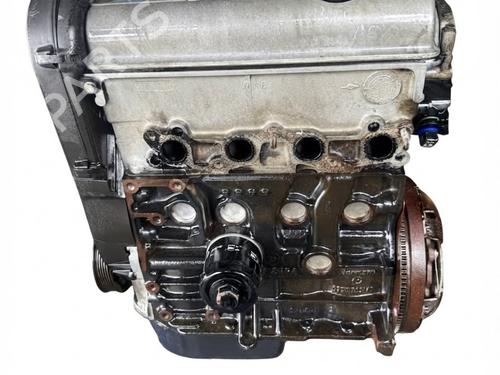 Motor Motor VW POLO III (6N1) 45 1.0 (45 hp) 31738554 31738554