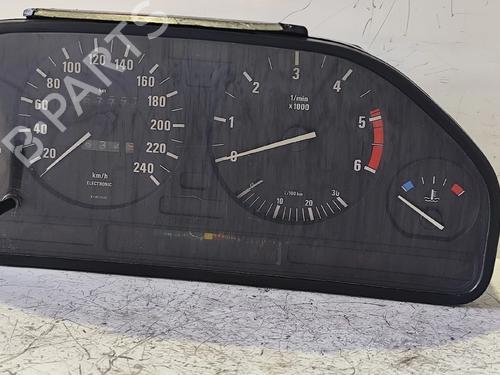 Compteur de vitesse Compteur de vitesse 39638778 39638778