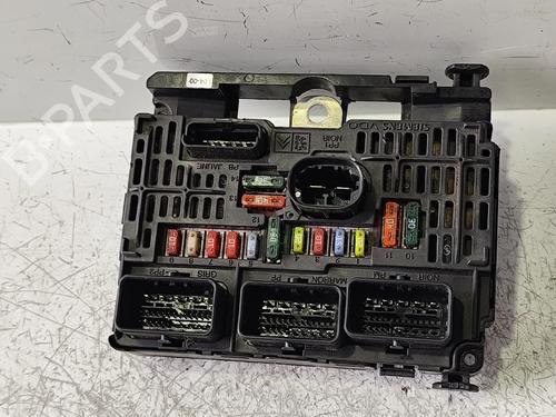 Used Fuse box Fuse box CITROËN C5 II Break (RE_) 2.2 HDi (RE4HTE, RE4HT2) (170 hp) 39686167 39686167
