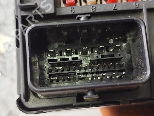 Fuse box CITROËN C5 II Break (RE_) 2.2 HDi (RE4HTE, RE4HT2) | BP39686167E1 - Image 4