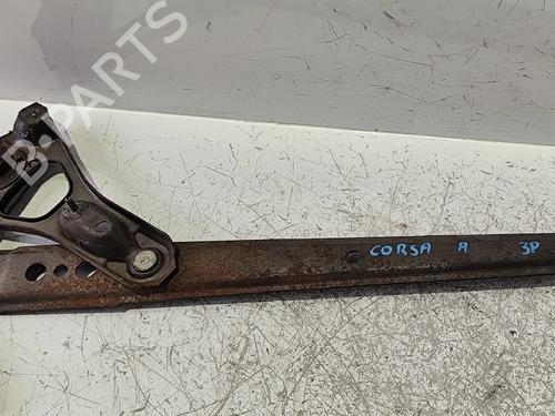 Used Front left window mechanism Front left window mechanism OPEL CORSA A Hatchback (S83) [1982-1993] 39689547 39689547