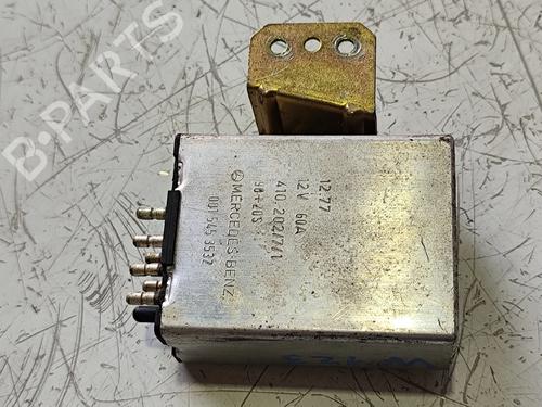 Elektronisk modul Elektronisk modul MERCEDES-BENZ 123 Saloon (W123) [1976-1985] 39715200 39715200