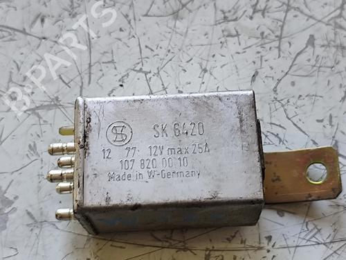 Elektronisk modul Elektronisk modul MERCEDES-BENZ 123 Saloon (W123) [1976-1985] 39748465 39748465