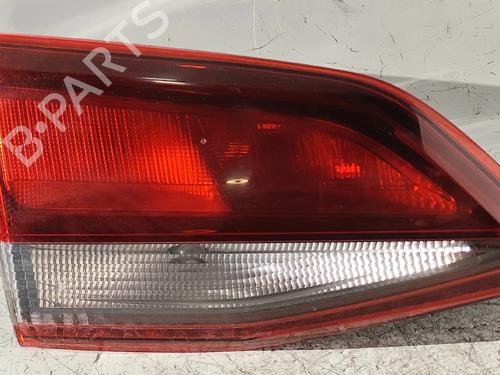 Farolim esquerdo da mala Farolim esquerdo da mala OPEL ASTRA K Sports Tourer (B16) 1.6 CDTi (35) (110 hp) 39887734 39887734