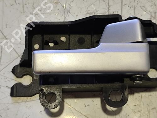 Used Front right interior door handle Front right interior door handle FORD FOCUS II (DA_, HCP, DP) 1.6 TDCi (109 hp) 39989261 39989261