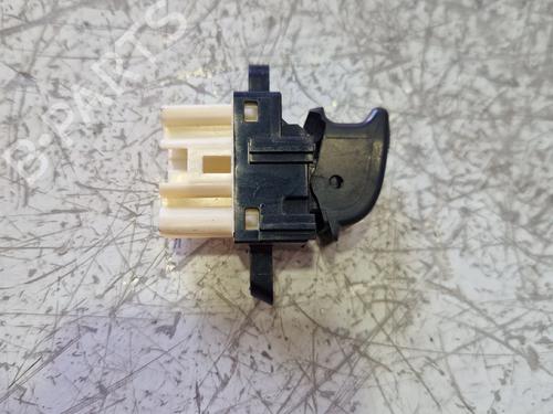 Used Left rear window switch Left rear window switch MAZDA 6 Station Wagon (GY) 2.0 DI (GY19) (136 hp) 40037951 40037951