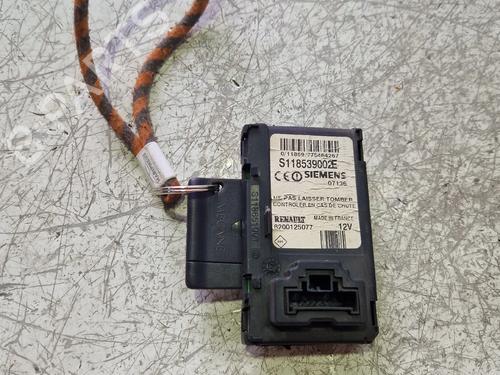 Used Electronic module Electronic module RENAULT MEGANE II Estate (KM0/1_) 1.5 dCi (KM16, KM1E) (106 hp) 40037978 40037978