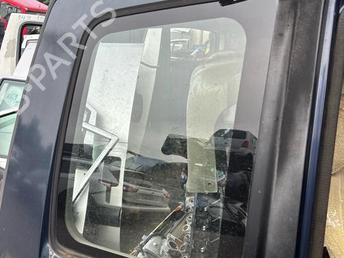 Used Rear right quarter glass Rear right quarter glass SUZUKI VITARA (ET, TA, TD) [1988-2002] 40118347 40118347