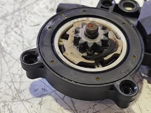 Left front window motor ROVER 45 I Hatchback (RT) | BP40152450E21 - Image 2