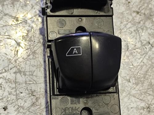 Used Left front window switch Left front window switch NISSAN QASHQAI II (J11, J11_) [2013-2026] 40235305 40235305