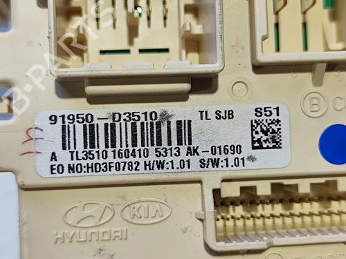 Used Fuse box Fuse box HYUNDAI TUCSON (TL, TLE) 1.7 CRDi (116 hp) 40238789 40238789