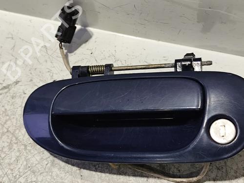 Used Front left exterior door handle Front left exterior door handle MITSUBISHI SPACE STAR MPV (DG_A) 1.3 16V (DG1A) (86 hp) 40256355 40256355