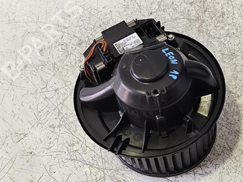 Used Heater blower motor Heater blower motor SEAT LEON (1P1) 1.9 TDI (105 hp) 40449082 40449082