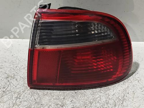 rear-fog-light-seat-toledo-ii-1m2-1998-1999-2000-2001-2002-2003-2004-2005-2006-40464132 main image