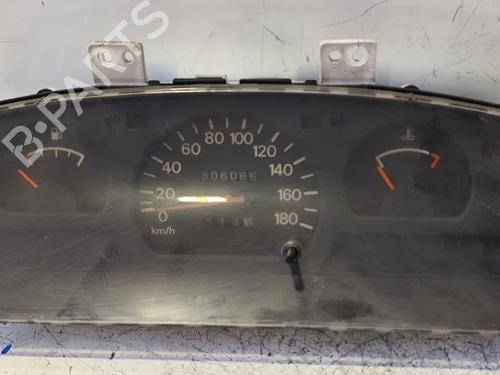 Used Instrument cluster Instrument cluster MITSUBISHI L400 Van (PD_W, PC_W, PB_V, PA_W, PA_V) 2500 TD 4WD (PD5W, PD5V, PA5W, PA5V) (87 hp) 40502773 40502773