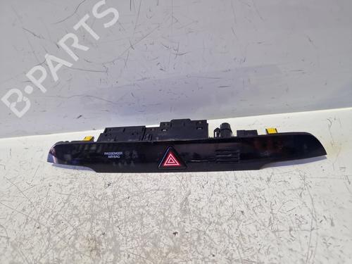 Used Warning switch Warning switch HYUNDAI TUCSON (TL, TLE) 1.7 CRDi (116 hp) 40510484 40510484