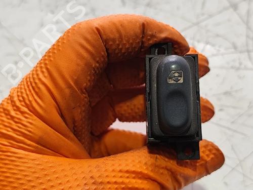 Used Left front window switch Left front window switch RENAULT ESPACE III (JE0_) 2.2 12V TD (JE0E, JE0H, JE0P) (113 hp) 40601701 40601701