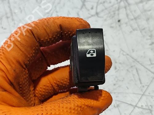 Used Right rear window switch Right rear window switch RENAULT ESPACE IV (JK0/1_) 2.2 dCi (JK0H) (150 hp) 40545157 40545157