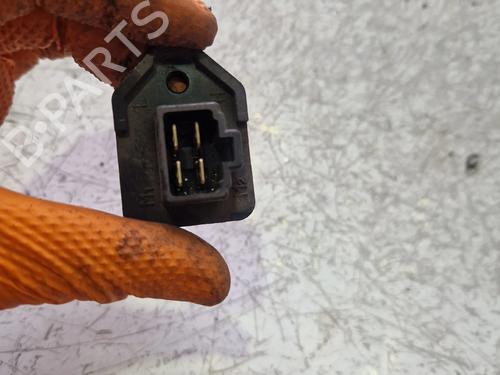 Used Heater resistor Heater resistor SUZUKI VITARA (ET, TA, TD) 2.0 TD Intercooler All-wheel Drive (SV420D) (87 hp) 40535272 40535272