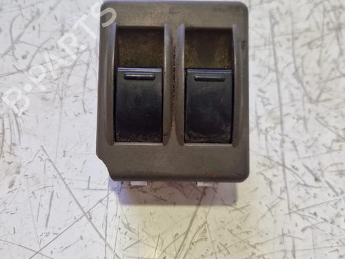 Used Left front window switch Left front window switch SUZUKI VITARA (ET, TA, TD) 2.0 TD Intercooler All-wheel Drive (SV420D) (87 hp) 40535289 40535289