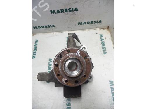 Højre Styrespindel Lejehus FIAT CROMA (194_) 2.2 16V (147 hp) 31536455