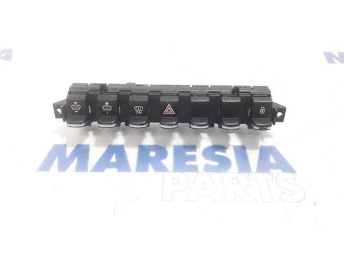 switch-peugeot-3008-i-mpv-0u_-2009-2010-2011-2012-2013-2014-2015-2016-2017-31452014 main image