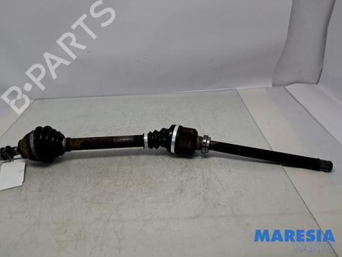 Used Right front driveshaft PEUGEOT 5008 (0U_, 0E_) 1.6 16V (156 hp) 31632021